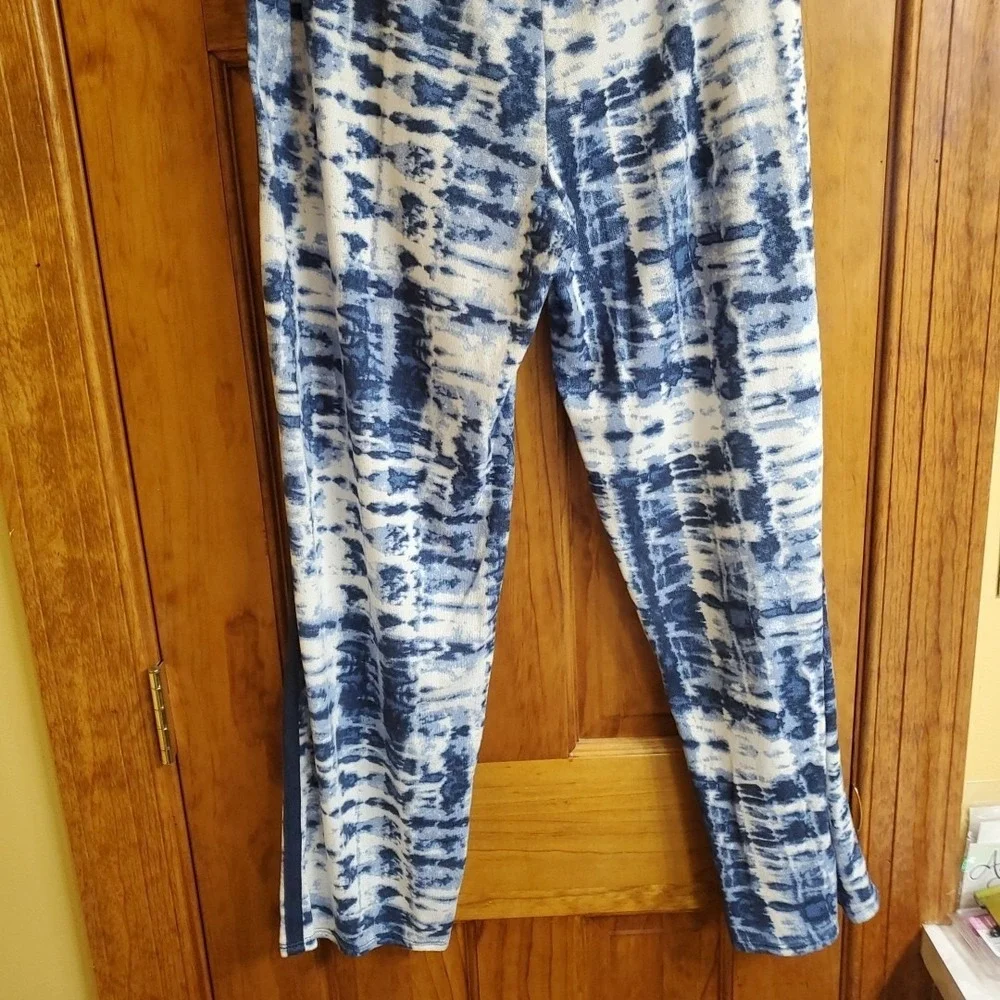 Lucky Brand Women's Lightweight Knit Pajama Set Tank &‎ Pants Size L
